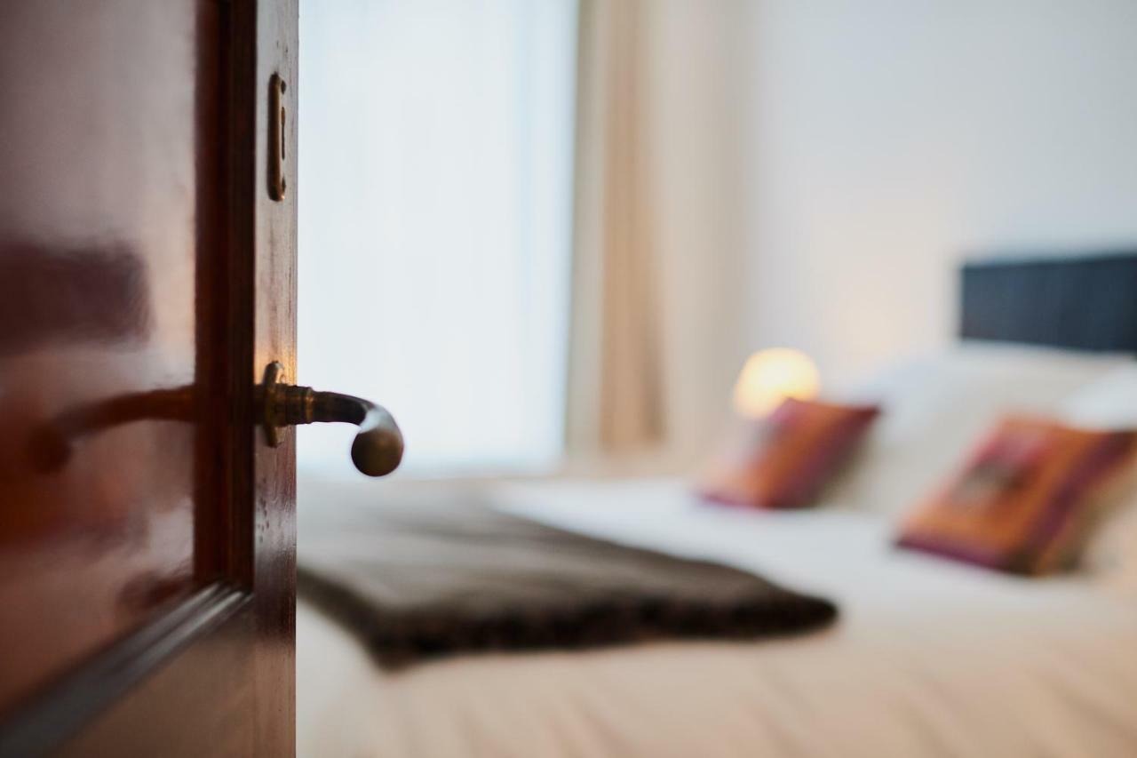 B&B Suites 124 Saint-Gilles Экстерьер фото
