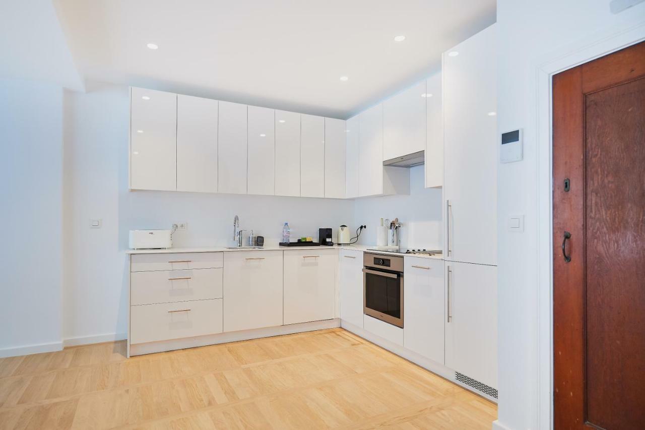 B&B Suites 124 Saint-Gilles Экстерьер фото